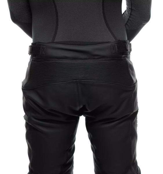 Мотоштани Dainese DELTA 4 PERF. LEATHER PANTS BLACK BLACK 54 201550000863154 фото